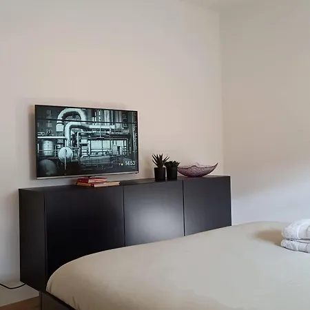 Huswell - Sunny Terrace With Harbour View - 5-min Walk To Station Сasa de vacaciones