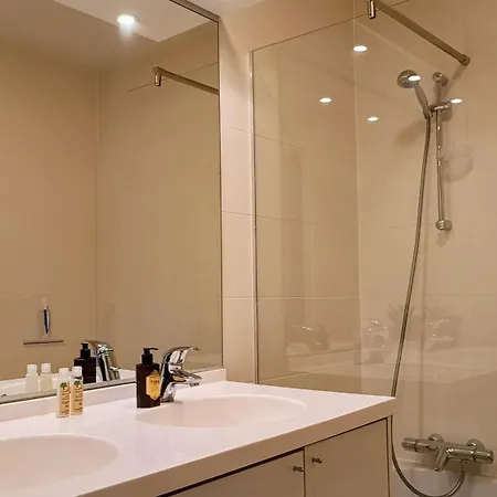 Сasa de vacaciones Huswell - Sunny Terrace With Harbour View - 5-min Walk To Station *